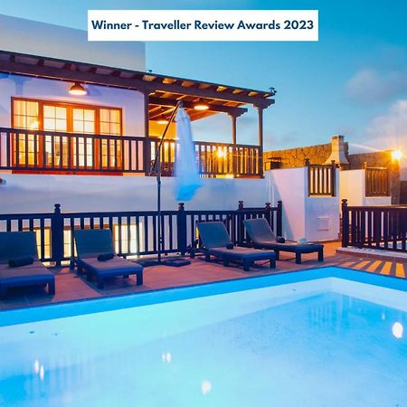 Villa Vista Reina - Luxury 6 Bedroom - Heated Pool- Views - Pool Table - Vista Lobos - Playa Blanca Εξωτερικό φωτογραφία