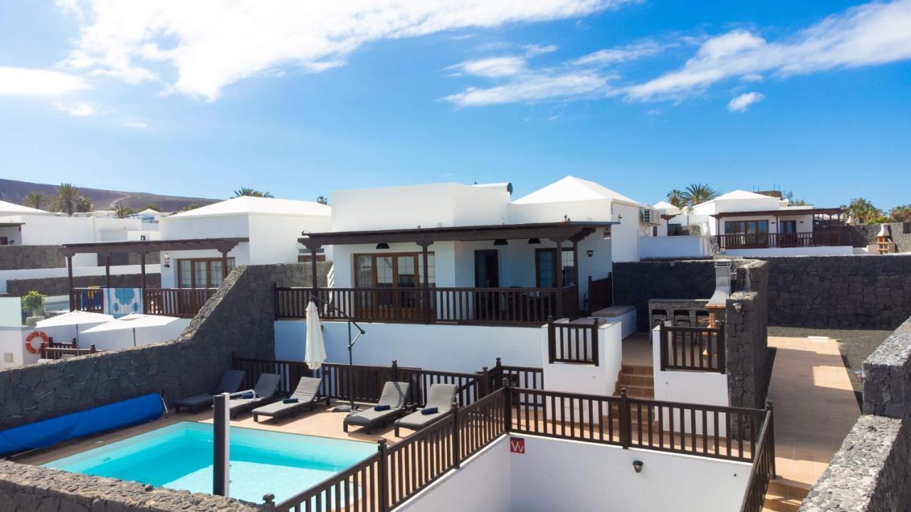 Villa Vista Reina - Luxury 6 Bedroom - Heated Pool- Views - Pool Table - Vista Lobos - Playa Blanca Εξωτερικό φωτογραφία