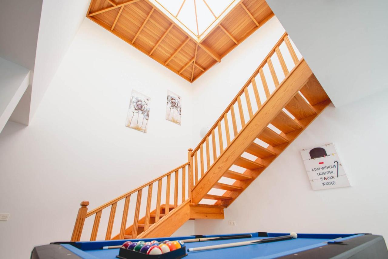 Villa Vista Reina - Luxury 6 Bedroom - Heated Pool- Views - Pool Table - Vista Lobos - Playa Blanca Εξωτερικό φωτογραφία